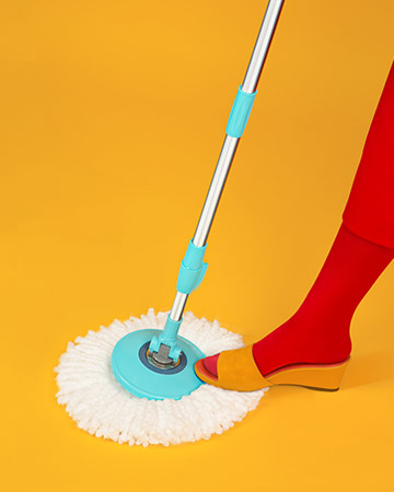 Já tirou o Refil do Mop Mor. Depois, dá pra lavar no tanque ou comprar um novo quando chegar a hora.