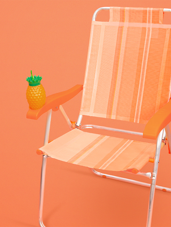 Uma soneca e um lanche — o combo perfeito do verão. Uma soneca e um lanche — o combo perfeito do verão.