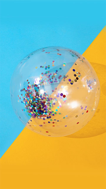 A Bola Glitter é essencial pra diversão no verão.