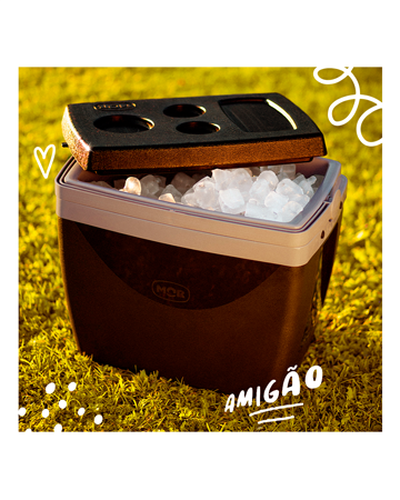 #CaixaTérmica34LPretaMor é a companhia ideal para reunir a família e ter momentos que ficam guardados no coração.
Clique no link da bio e garanta seu presente. Aqui #TodoPaiÉMor.