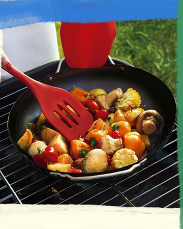 Clique na foto para conferir o kit de produtos perfeitos para preparar refeições onde você e a sua turma quiserem 🏖️🏕️🏜️🏝️